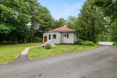 Exterior - 1615 Hooksett Rd, Hooksett, NH 03106 photo 5 of 12