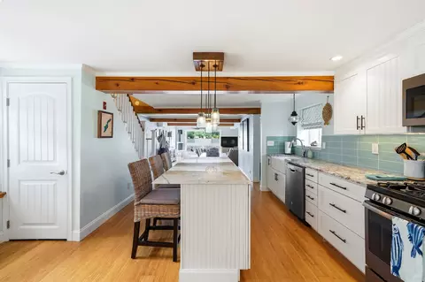 Kitchen - 64 Turtle Rock Rd, Windham, NH 03087 photo 4 of 6