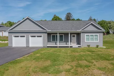 320 Knox Marsh Rd, Madbury, NH 03823