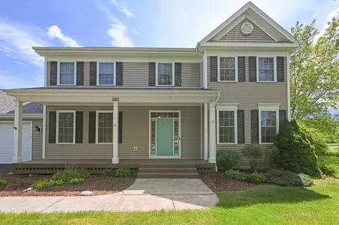 Exterior - 41 Tyler Pl, Jericho, VT 05465 photo 2 of 10