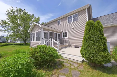 Exterior - 41 Tyler Pl, Jericho, VT 05465 photo 5 of 10