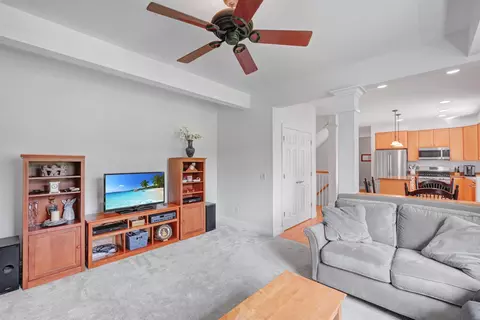 Living - 41 Tyler Pl, Jericho, VT 05465 photo 2 of 2