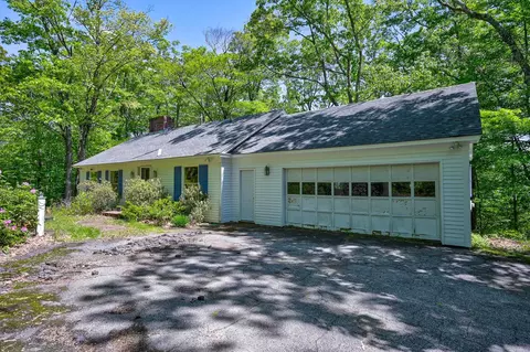 236 Birch Hill Rd, Conway, NH 03860
