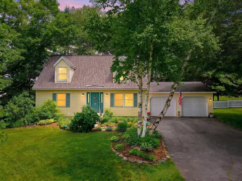 152 Cross St, White River Junction, VT 05001