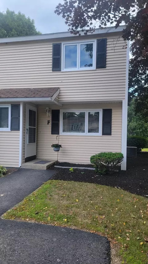 8 Cedarbrook Ave #F, Rochester, NH 03867