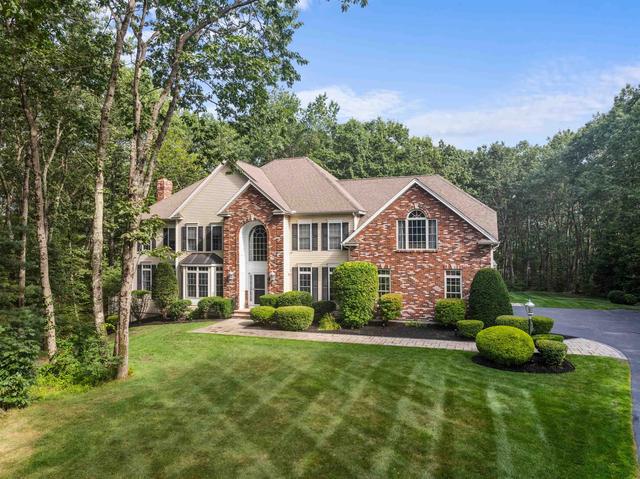 36 Northland Rd, Windham, NH 03087