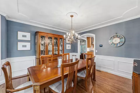 Dining - 36 Northland Rd, Windham, NH 03087 photo 2 of 3