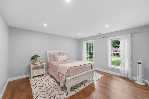 Bedroom - 36 Northland Rd, Windham, NH 03087 photo 1 of 8