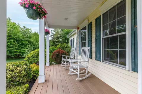 Exterior - 9 Misty Ln, Hooksett, NH 03106 photo 5 of 16