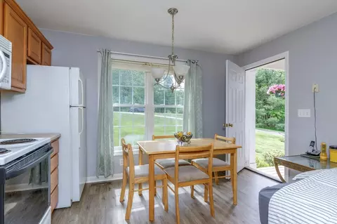 Entry Way - 9 Misty Ln, Hooksett, NH 03106 photo 1 of 1