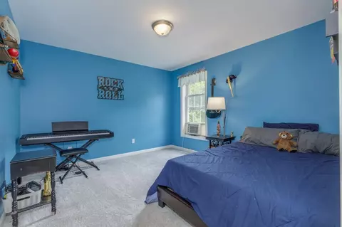 Bedroom - 9 Misty Ln, Hooksett, NH 03106 photo 2 of 7