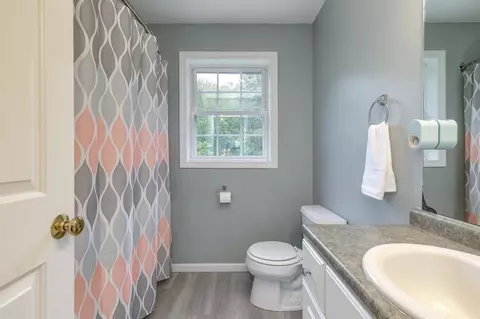 Bath - 9 Misty Ln, Hooksett, NH 03106 photo 2 of 3