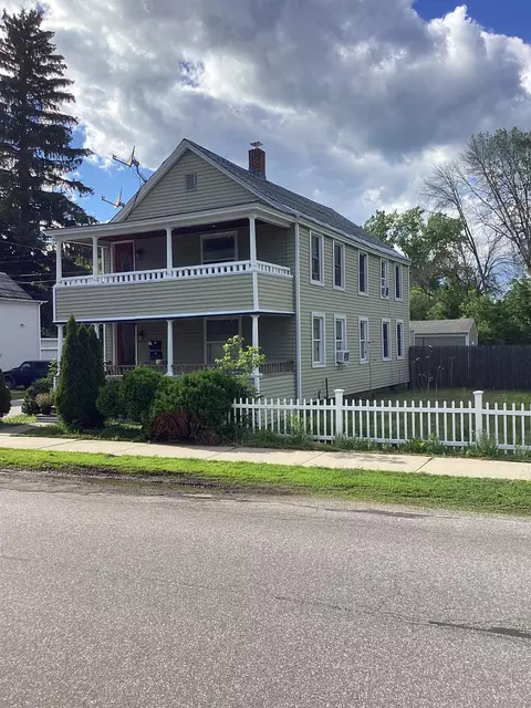 87 High St, Keene, NH 03431