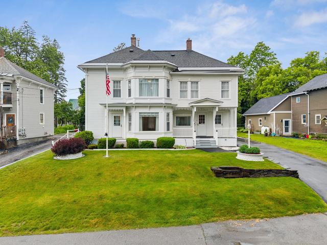 4 Long St, Barre, VT 05641