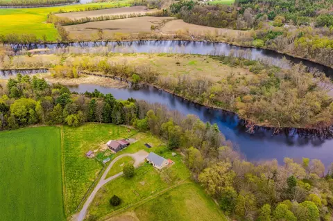 30 Brock Farm Rd, Piermont, NH 03779