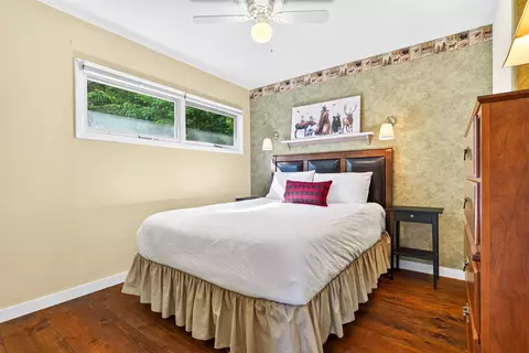 Bedroom - 11 Stratton View Rd, Winhall, VT 05340 photo 4 of 8