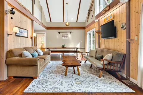 Living - 11 Stratton View Rd, Winhall, VT 05340 photo 3 of 8