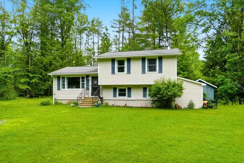 31 Emerald Ln, Hillsborough, NH 03244