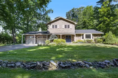 189 Gulf Rd, Dover, NH 03820