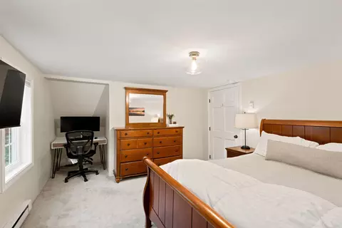 Bedroom - 148 E Holderness Rd, Holderness, NH 03245 photo 3 of 7