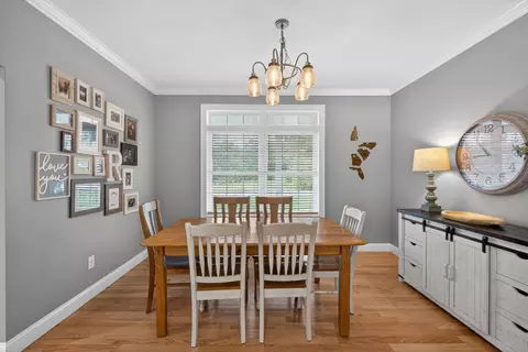 Dining - 21 Walnut Hill Dr, Hooksett, NH 03106 photo 2 of 2