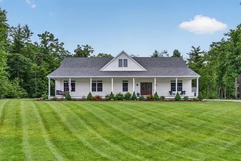 Exterior - 21 Walnut Hill Dr, Hooksett, NH 03106 photo 2 of 5