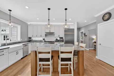 Kitchen - 21 Walnut Hill Dr, Hooksett, NH 03106 photo 2 of 8