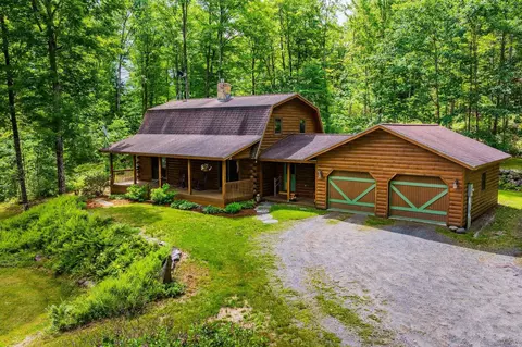 595 Court St, Haverhill, NH 03765