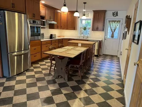 Kitchen - 62 Pullman Ln, White River Junction, VT 05001 photo 6 of 6