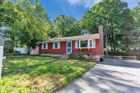 34 Caye Ln, Manchester, NH 03103