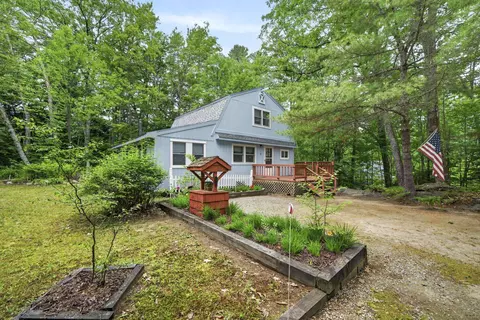 19 Boulder Pass, Hillsborough, NH 03244