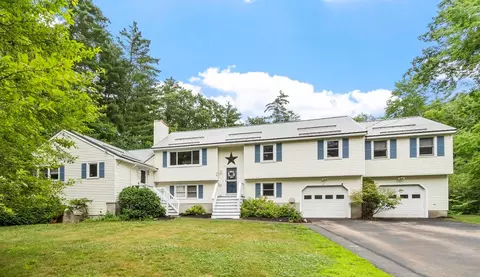 113 Newton Rd, Plaistow, NH 03865