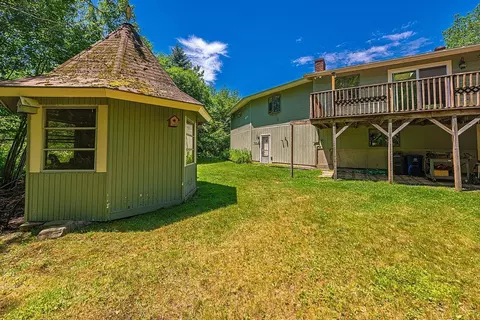 Exterior - 25 Frontier St, Rye, NH 03870 photo 7 of 14