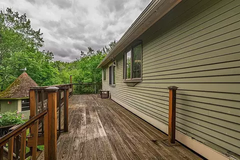 Exterior - 25 Frontier St, Rye, NH 03870 photo 6 of 14