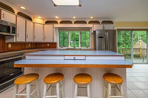 Kitchen - 25 Frontier St, Rye, NH 03870 photo 4 of 4