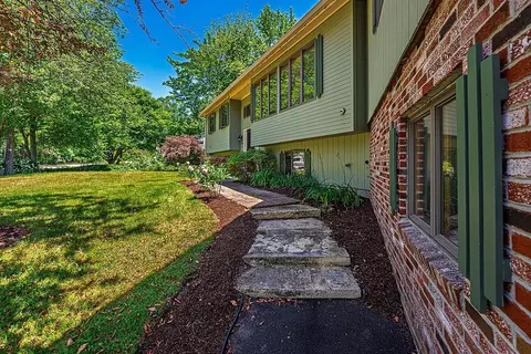 Exterior - 25 Frontier St, Rye, NH 03870 photo 9 of 14