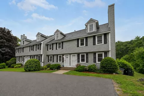 3 Albury Stone Cir, Nashua, NH 03063