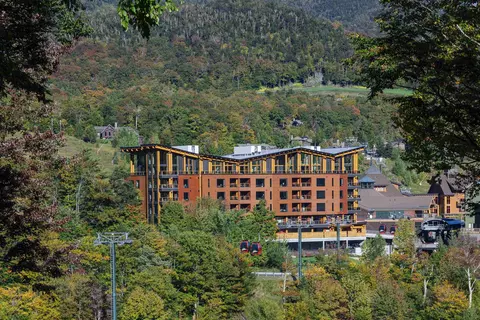 116 Liftline Dr #4F, Stowe, VT 05672