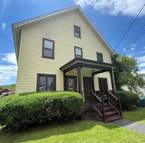 59-61 Church St #2, Richmond, VT 05477