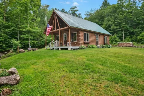 271 Wilderness Dr, Lowell, VT 05847