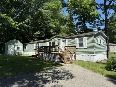 123 Fox Hill Ln, Conway, NH 03813