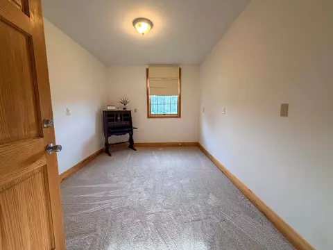 Bedroom - 7 Haneys Way, Bath, NH 03740 photo 3 of 4