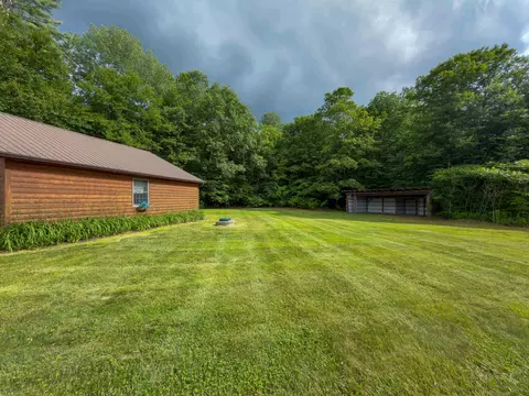 Exterior - 7 Haneys Way, Bath, NH 03740 photo 3 of 7