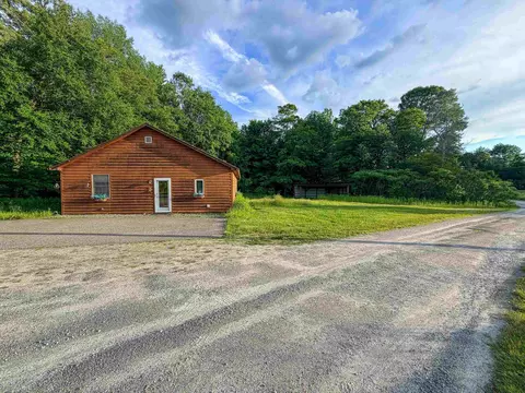 Exterior - 7 Haneys Way, Bath, NH 03740 photo 6 of 7