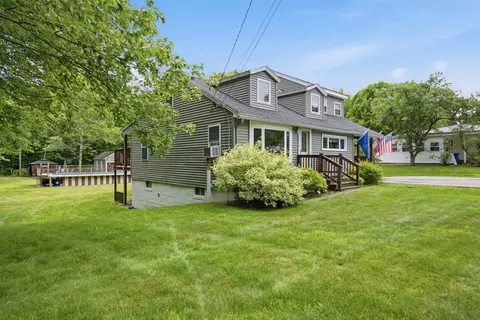 306 Phillip St, Manchester, NH 03102