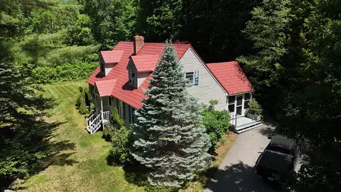 30 Patricia Ann Dr, Tilton, NH 03276