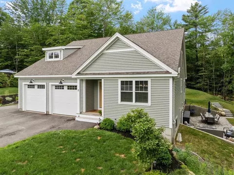 5 Hamilton Ct, Bow, NH 03304