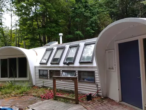 470 Jewett Rd, Hopkinton, NH 03229