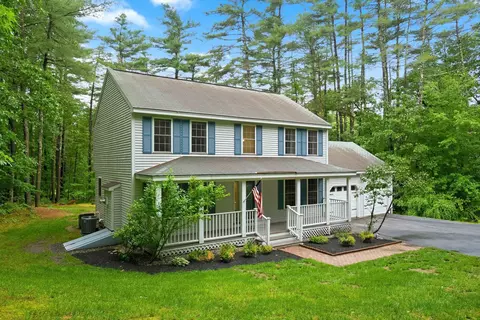 1 Cricket Hill Dr, Amherst, NH 03031