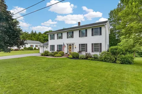 12 Moon Brook Dr, Rutland, VT 05701